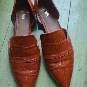 Sarto Women's Burnt Orange Croc-Embossed Mules